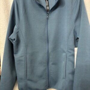 A Core marine blue zip front lightweight jacket NWT Size L